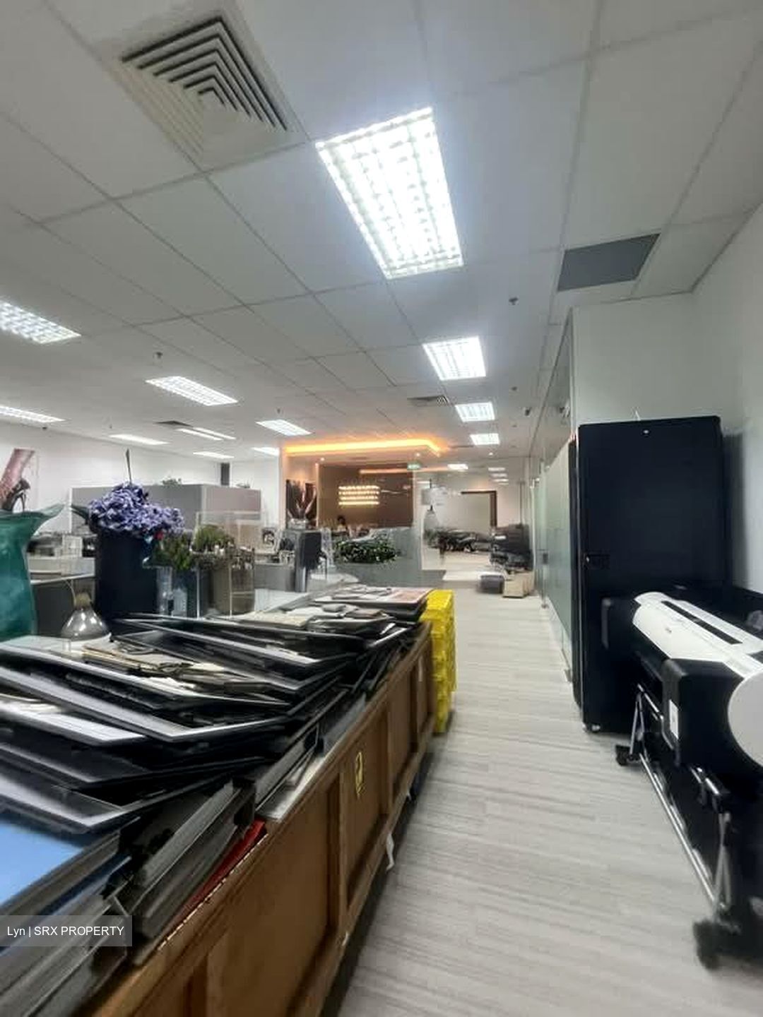 Breadtalk (D19), Factory #585103441